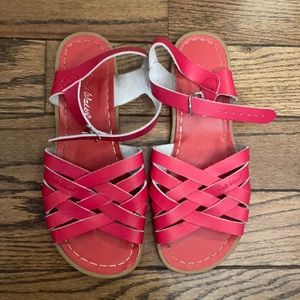Women’s red Saltwater sandals size 9.